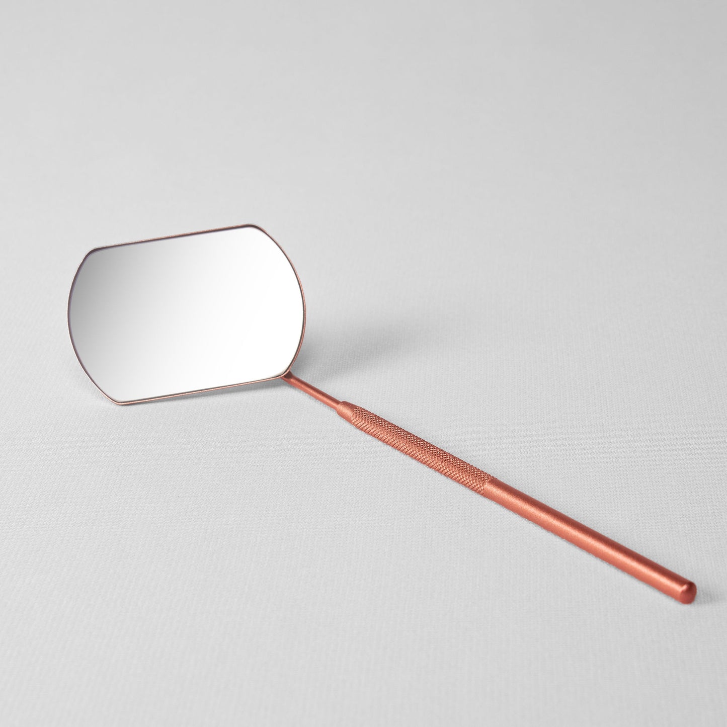 LASH MIRROR