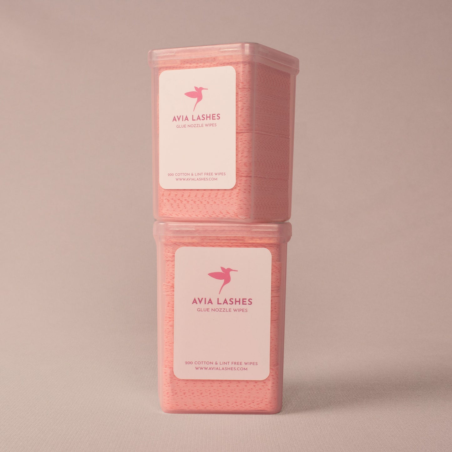 LINT-FREE ADHESIVE WIPES